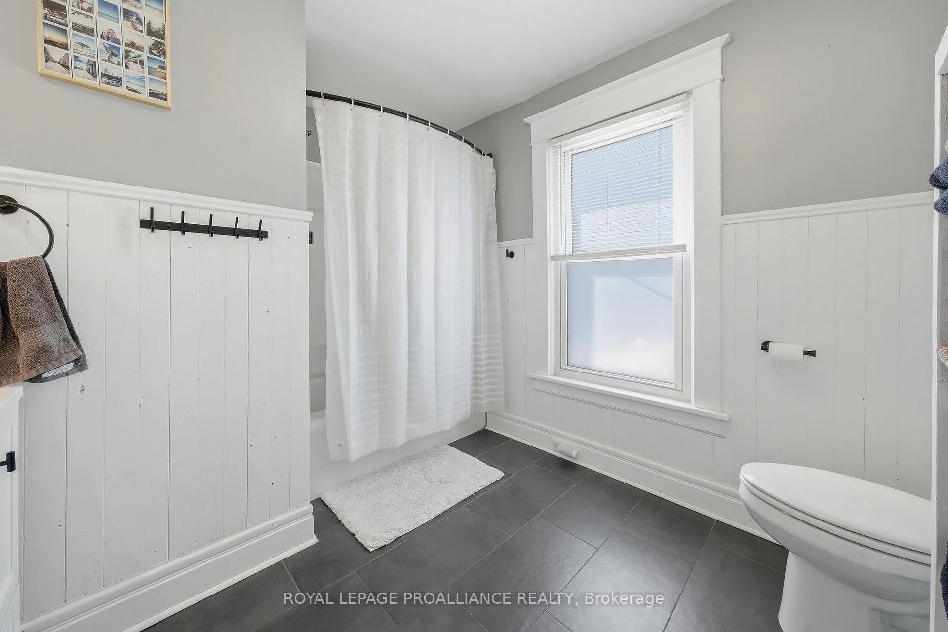 Photo 29 of 11 Cedar Street, Belleville, Belleville Ward — HOMEH