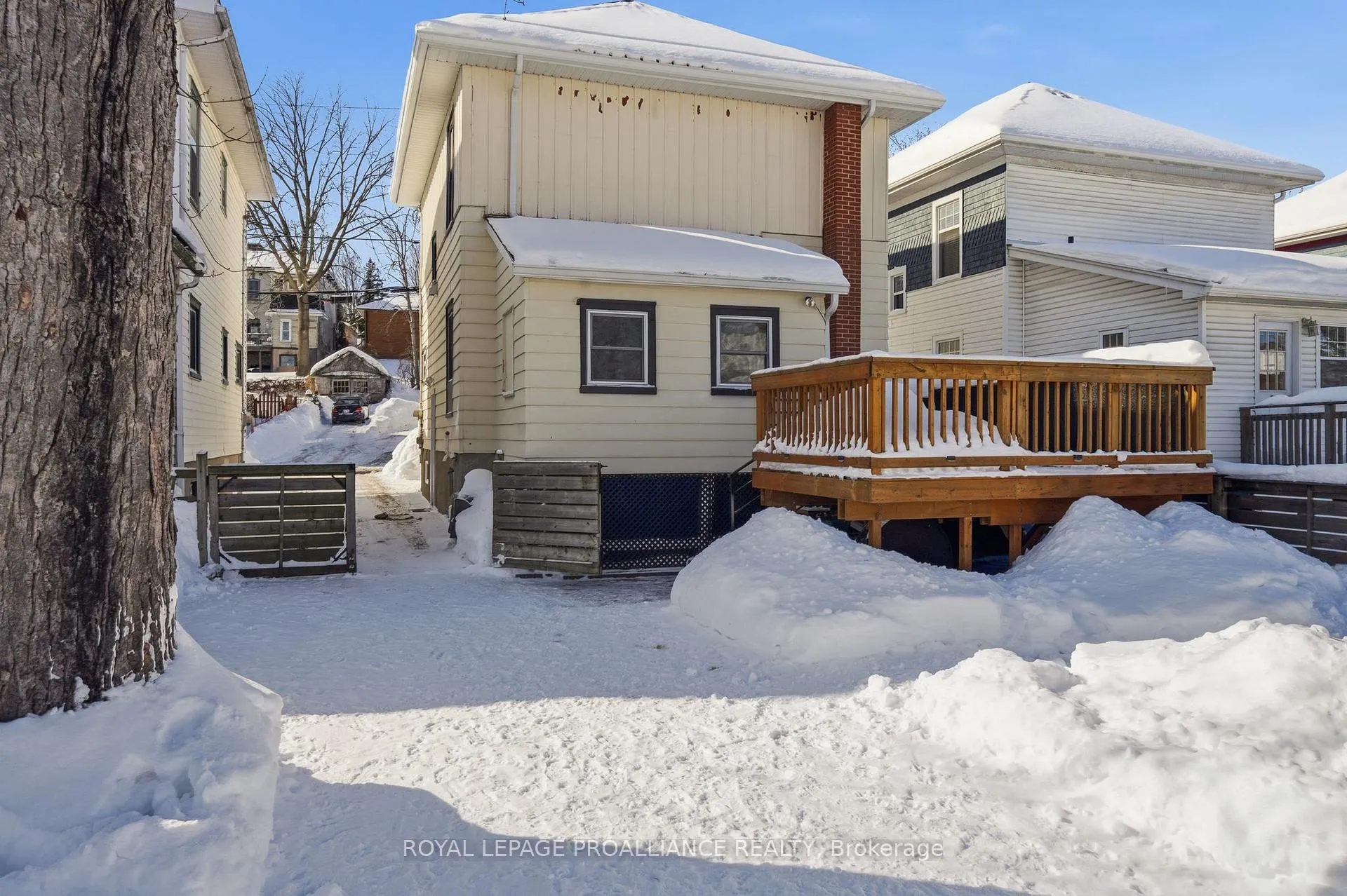 Photo 35 of 11 Cedar Street, Belleville, Belleville Ward — HOMEH