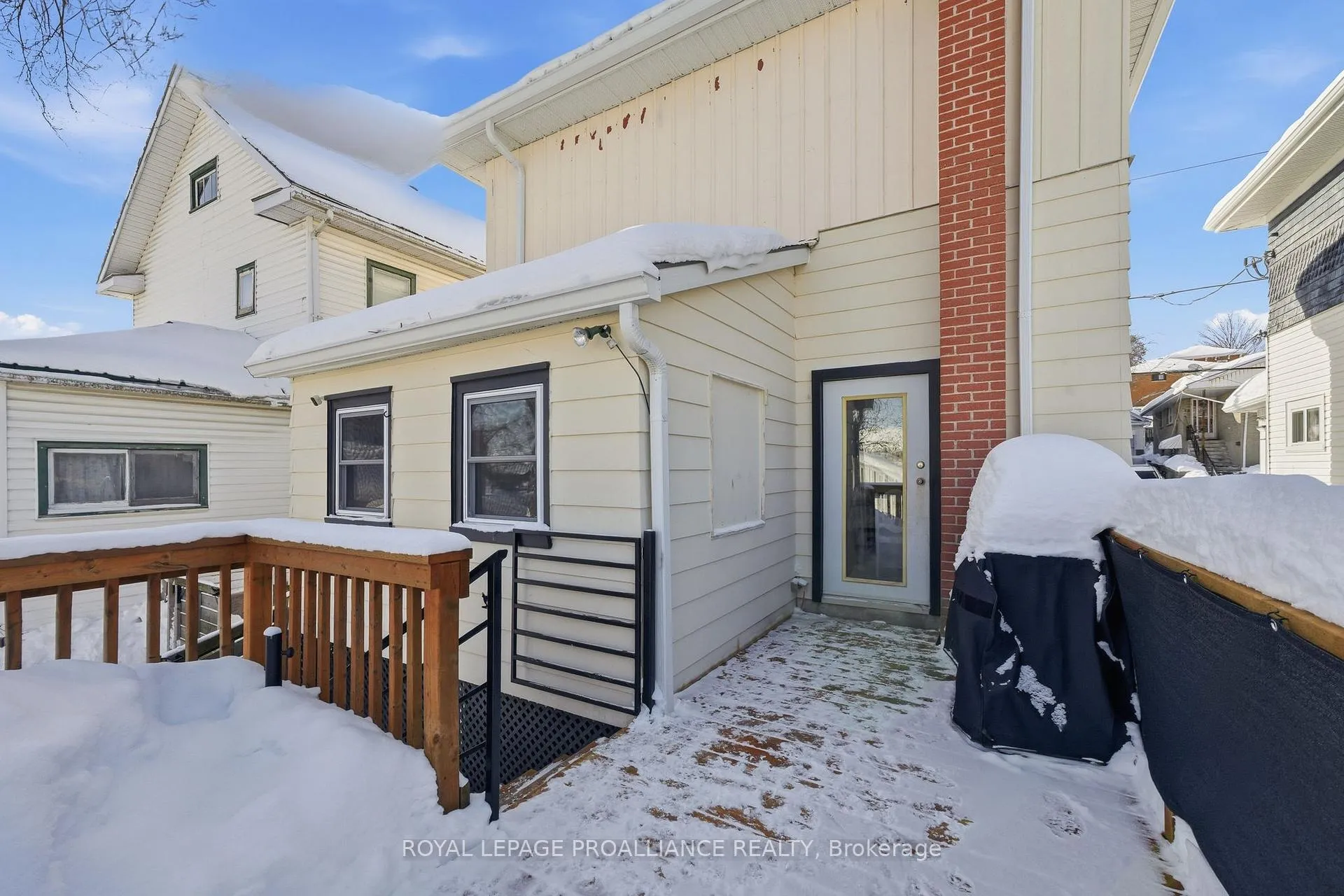 Photo 37 of 11 Cedar Street, Belleville, Belleville Ward — HOMEH