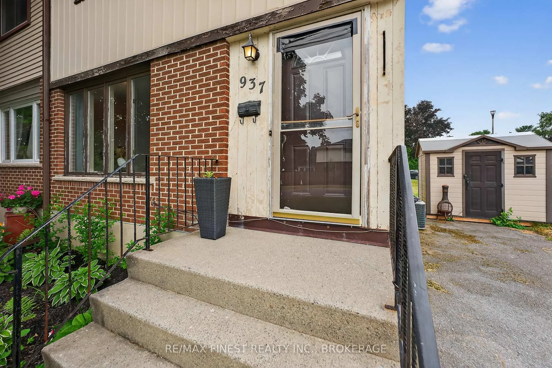 Photo 2 of 937 Purcell Crescent, Kingston, North of Taylor-Kidd Blvd — HOMEH