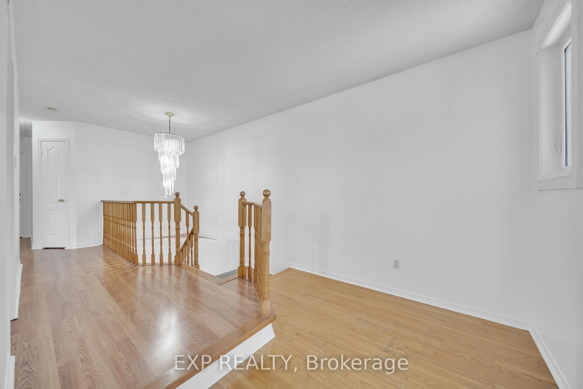 Photo 14 of 137 Smales Drive, Ajax, Central — HOMEH