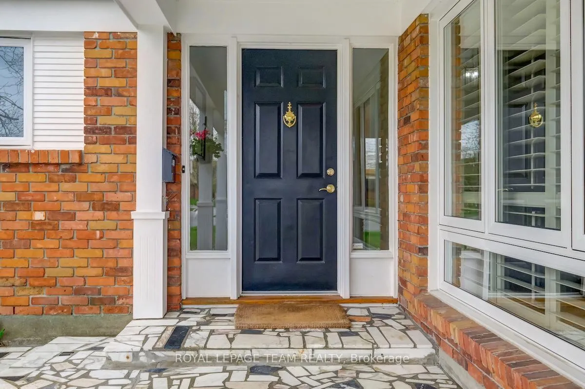 Photo 5 of 79 Parkland Crescent, Ottawa, Arlington Woods — HOMEH