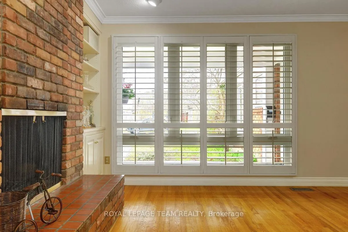 Photo 10 of 79 Parkland Crescent, Ottawa, Arlington Woods — HOMEH