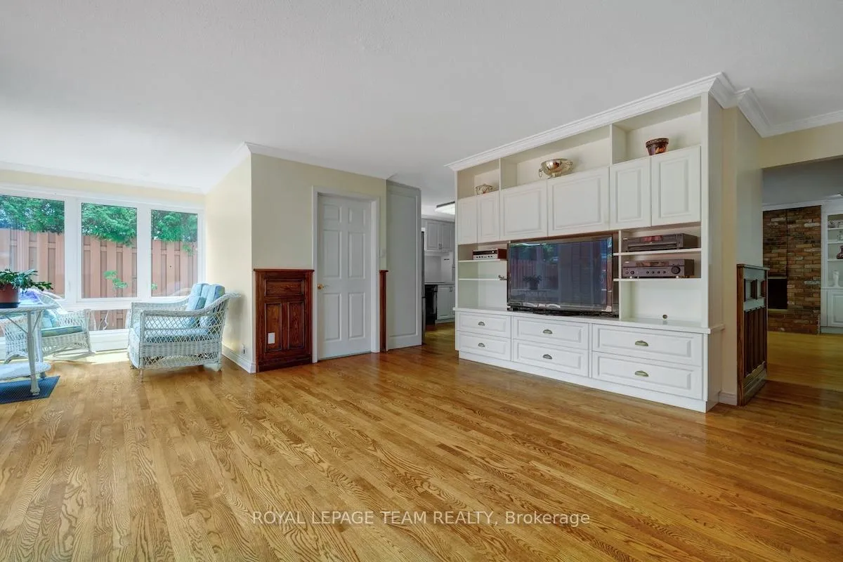 Photo 21 of 79 Parkland Crescent, Ottawa, Arlington Woods — HOMEH