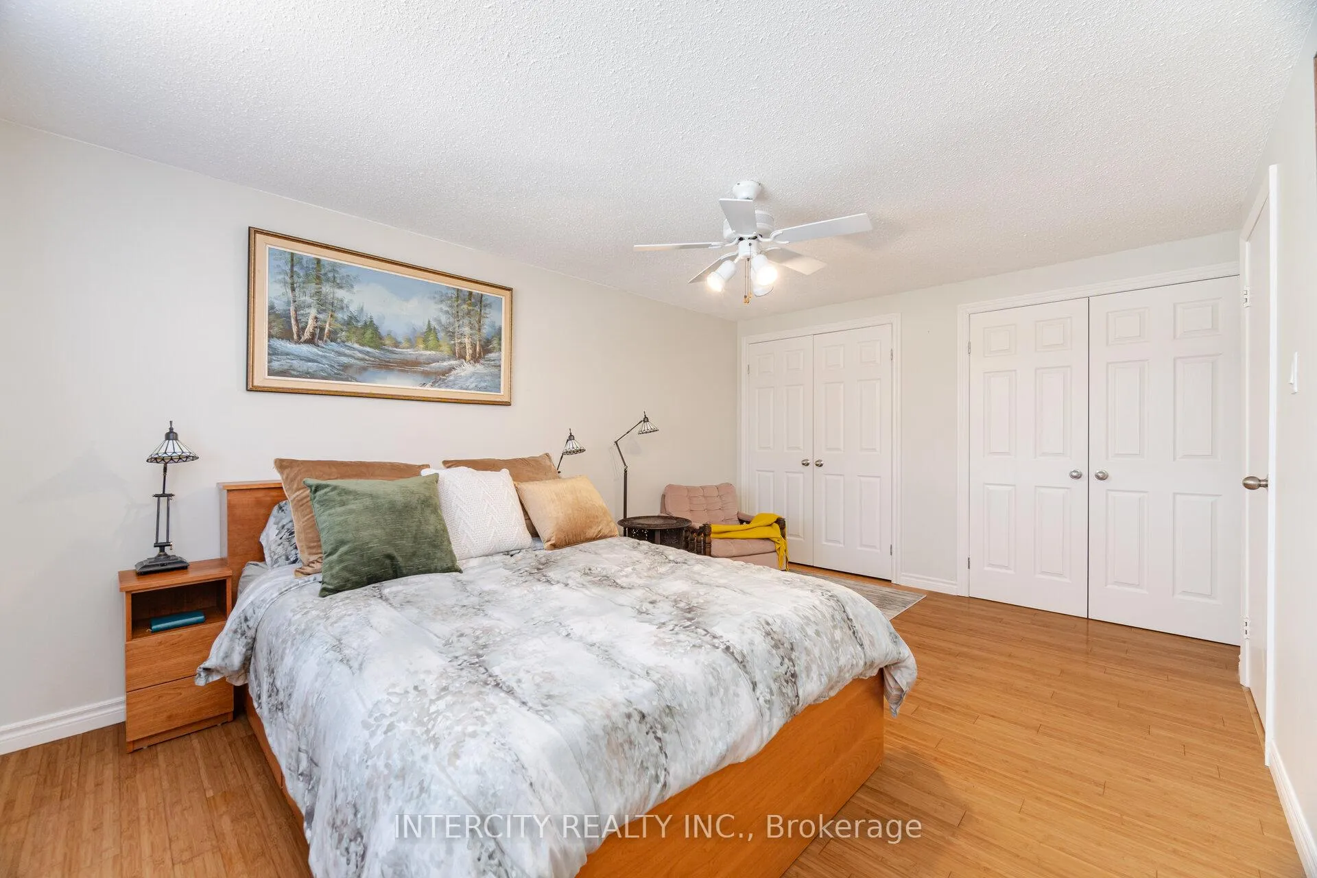 Photo 26 of 35 Lower Canada Crescent, Kitchener — HOMEH