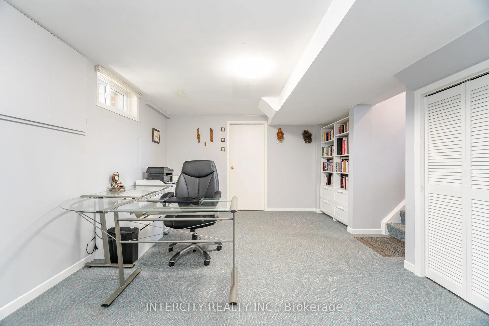 Photo 35 of 35 Lower Canada Crescent, Kitchener — HOMEH