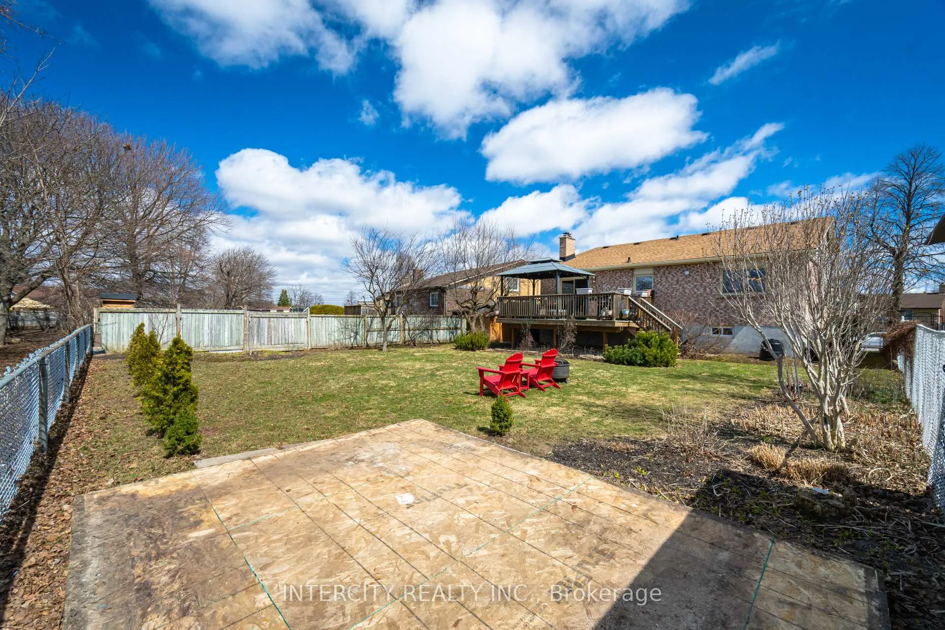 Photo 45 of 35 Lower Canada Crescent, Kitchener — HOMEH