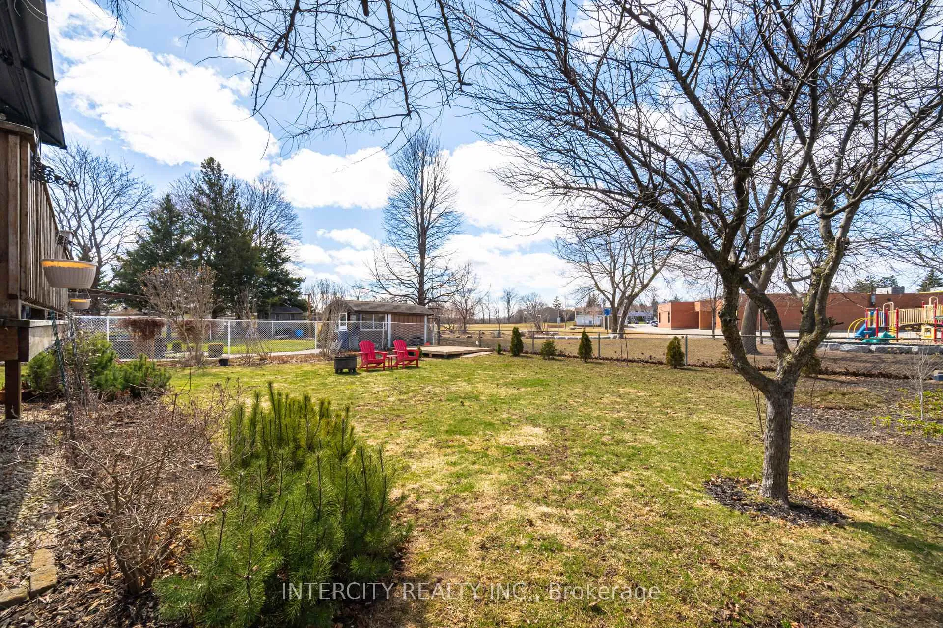 Photo 48 of 35 Lower Canada Crescent, Kitchener — HOMEH
