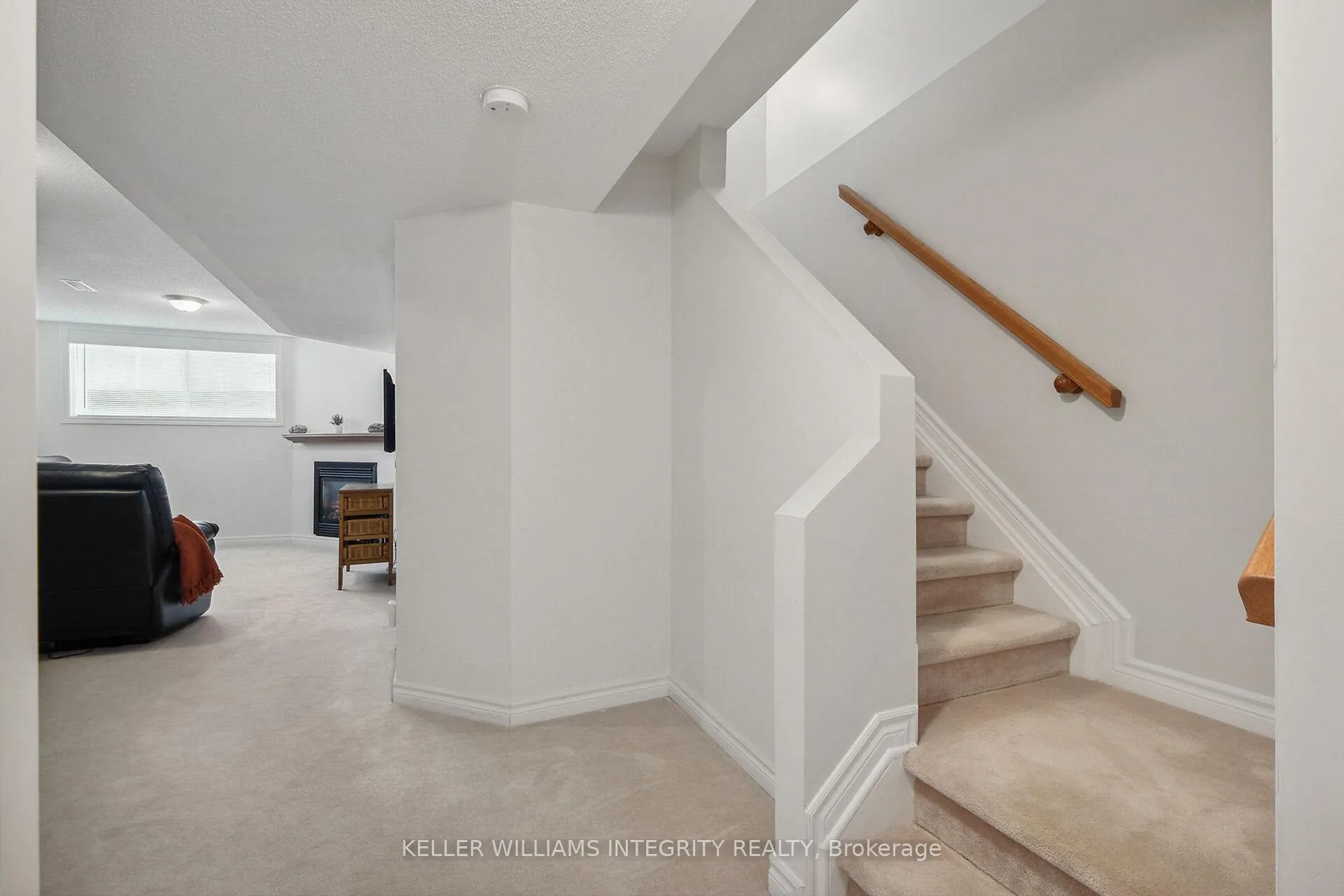 Photo 31 of 410 Sparkman Avenue, Ottawa, Avalon East — HOMEH