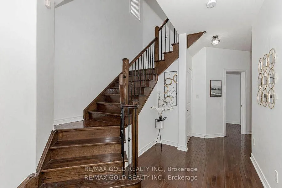 Photo 6 of 37 Delmonico Road, Brampton, Vales of Castlemore North — HOMEH