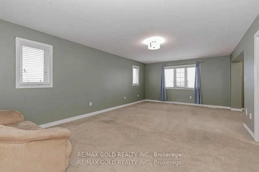 Photo 22 of 37 Delmonico Road, Brampton, Vales of Castlemore North — HOMEH