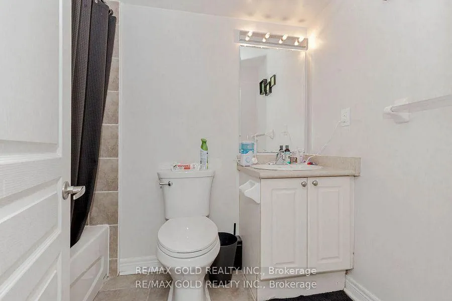 Photo 36 of 37 Delmonico Road, Brampton, Vales of Castlemore North — HOMEH