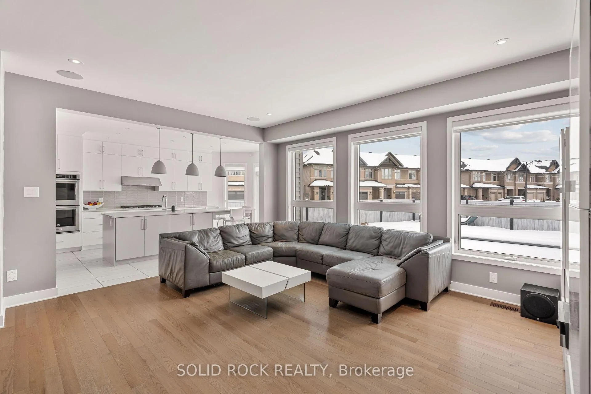 Photo 16 of 242 Shinleaf Crescent, Ottawa, Mer Bleue/Bradley Estates/Anderson Park — HOMEH