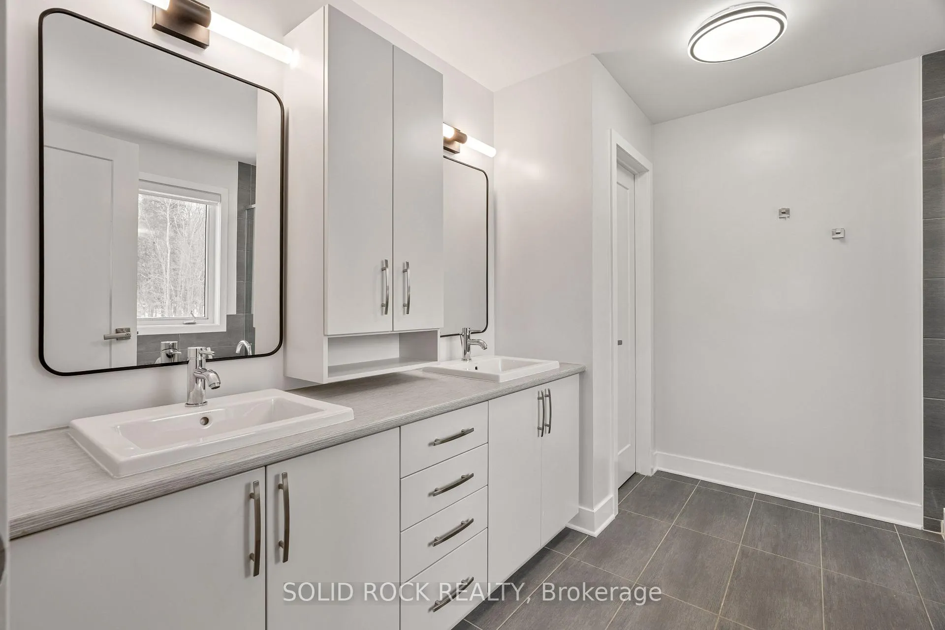 Photo 24 of 242 Shinleaf Crescent, Ottawa, Mer Bleue/Bradley Estates/Anderson Park — HOMEH