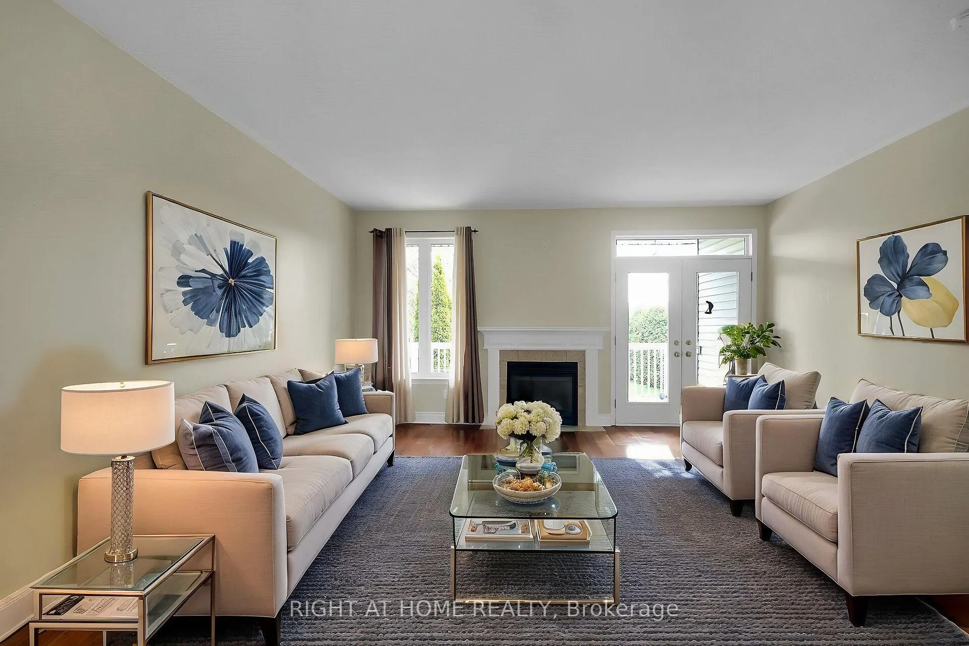 Photo 5 of 1 Eileen Crescent, Ottawa, Stittsville (Central) — HOMEH