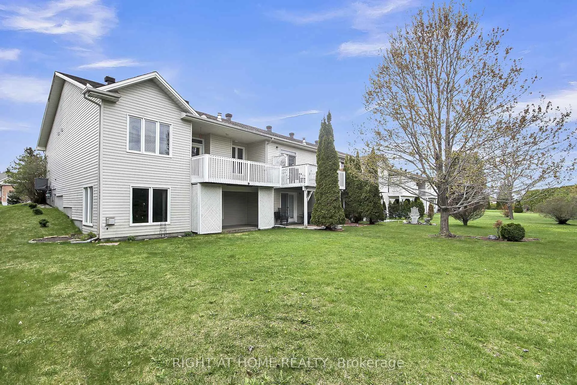 Photo 17 of 1 Eileen Crescent, Ottawa, Stittsville (Central) — HOMEH