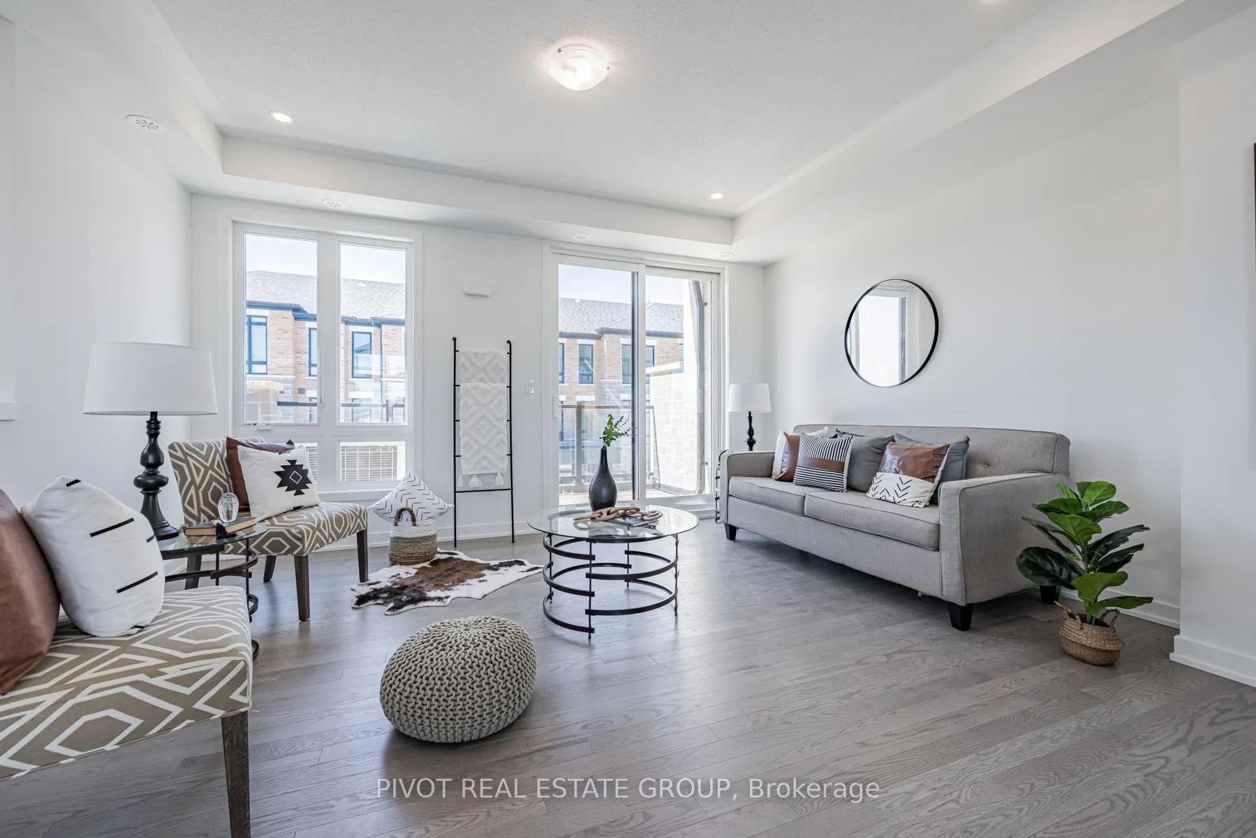 Photo 12 of 1465 Grand Prairie Path, Oshawa, Taunton — HOMEH