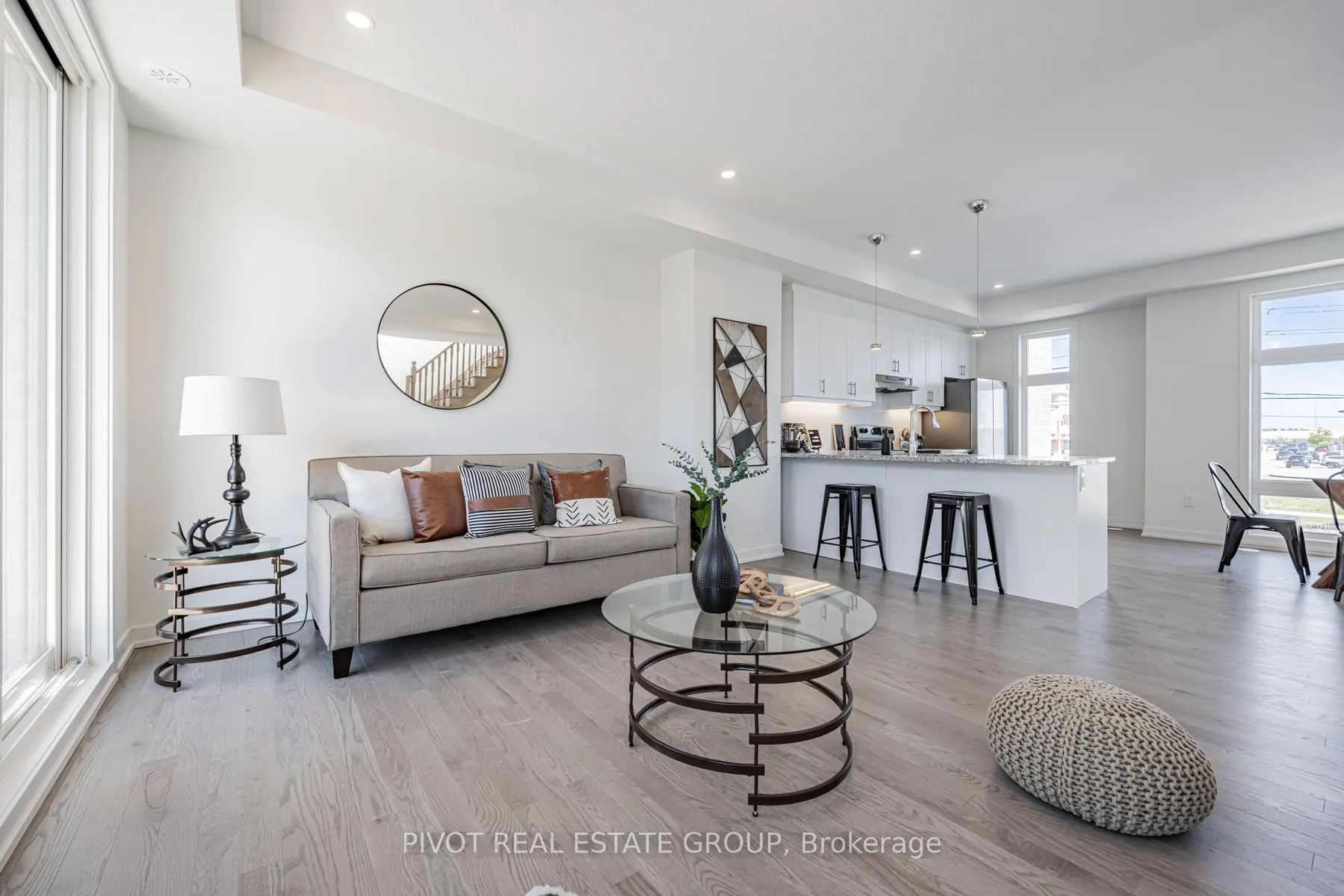Photo 14 of 1465 Grand Prairie Path, Oshawa, Taunton — HOMEH