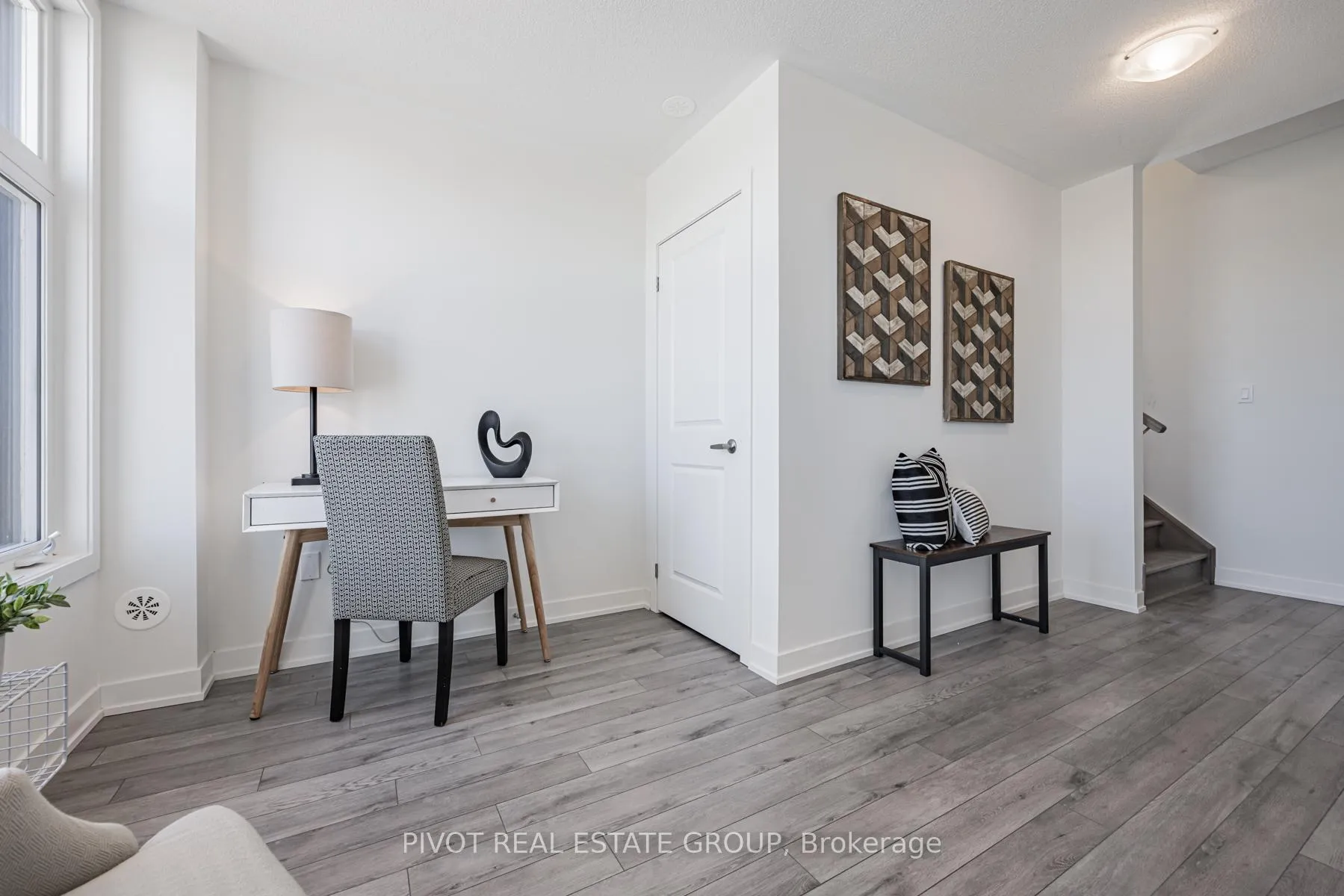 Photo 24 of 1465 Grand Prairie Path, Oshawa, Taunton — HOMEH
