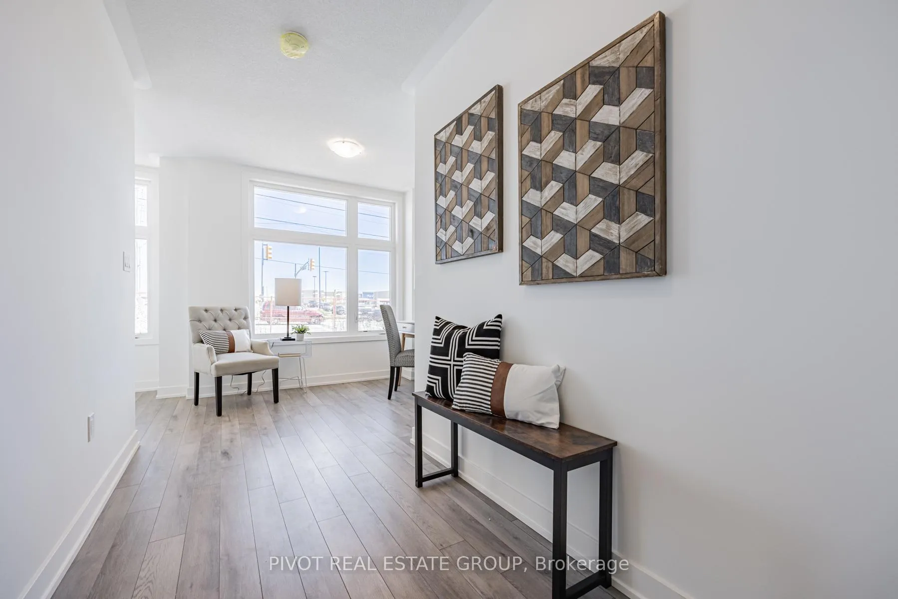 Photo 28 of 1465 Grand Prairie Path, Oshawa, Taunton — HOMEH