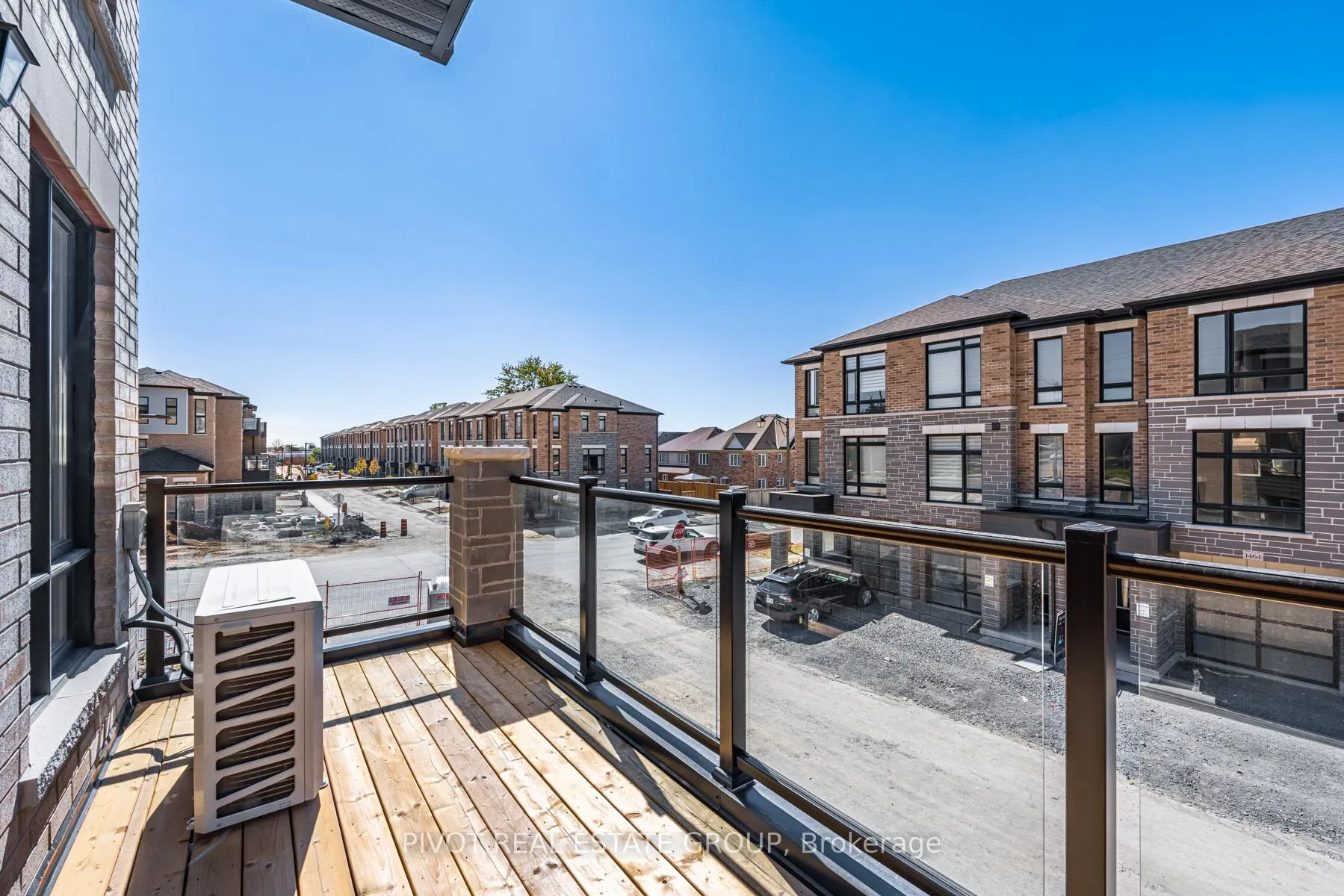 Photo 31 of 1465 Grand Prairie Path, Oshawa, Taunton — HOMEH