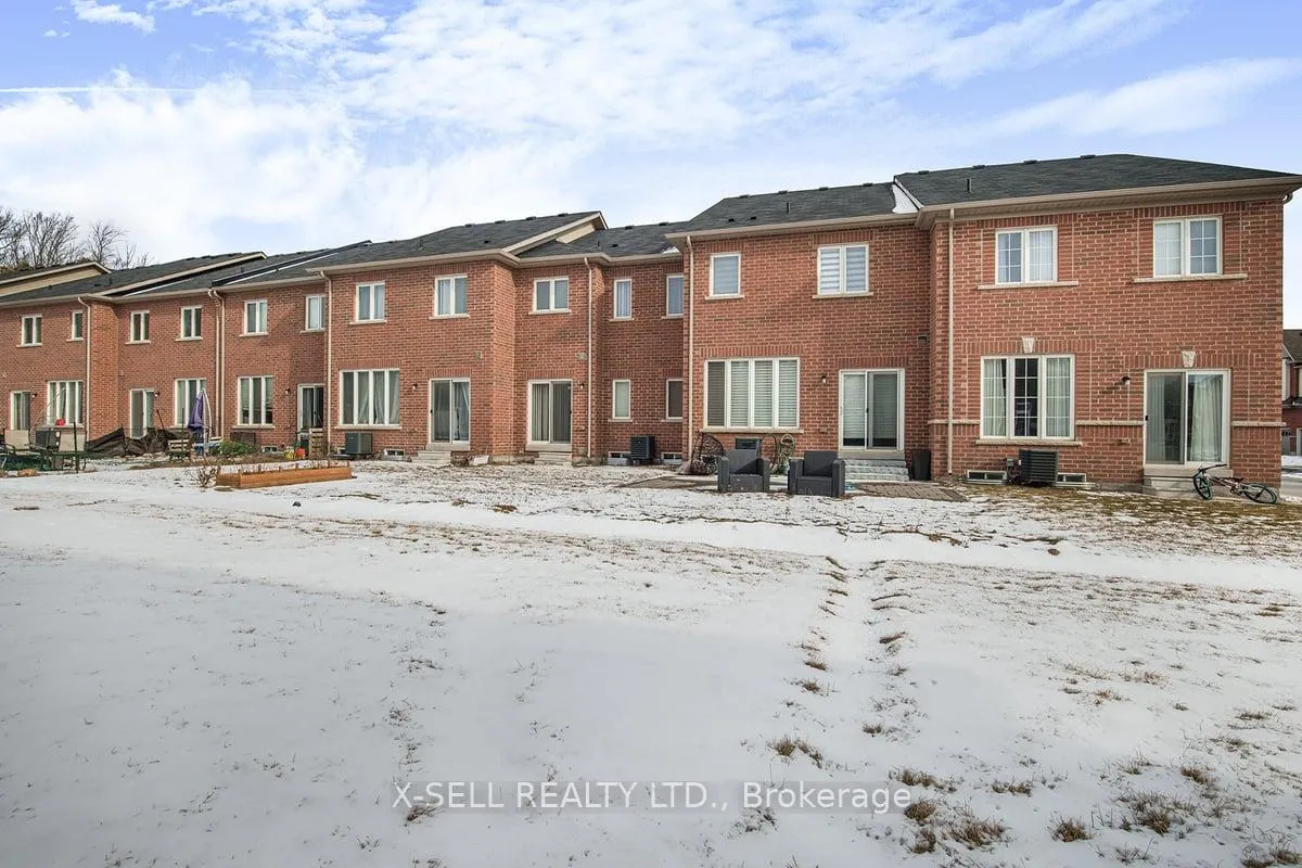 Photo 6 of 659 Fleetwood Drive, Oshawa, Eastdale — HOMEH