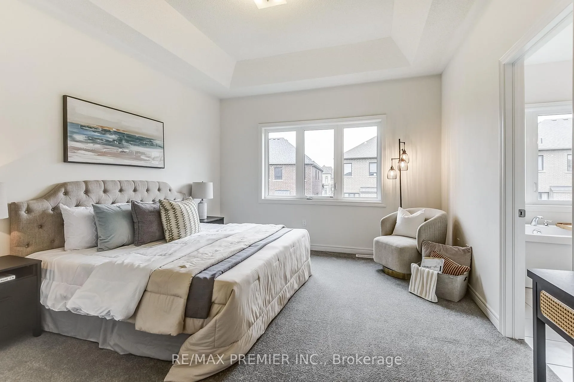 Photo 20 of 117 Armilia Place, Whitby, Rural Whitby — HOMEH