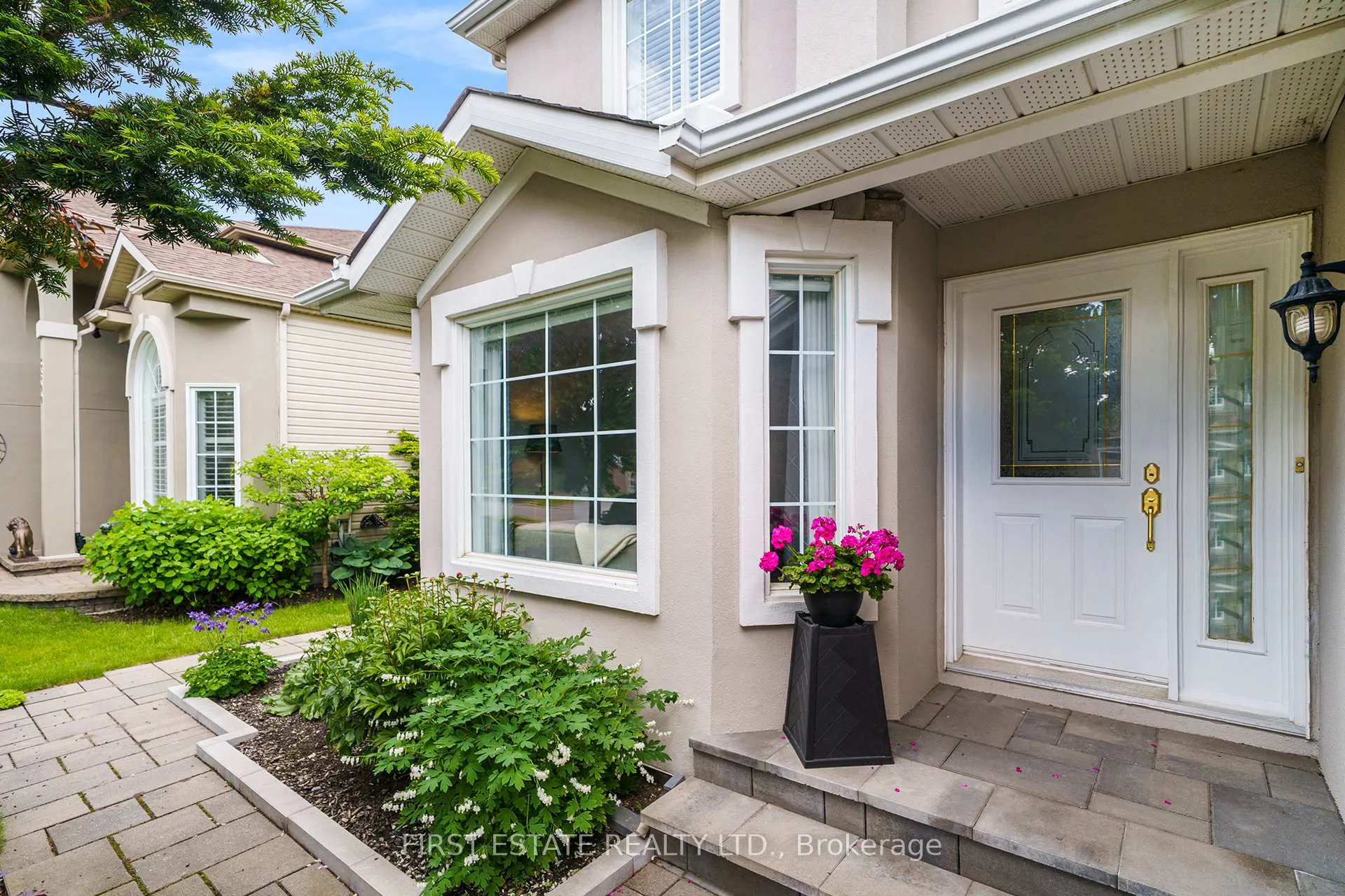 Photo 4 of 3798 Marble Canyon Crescent, Ottawa, Riverside South/Gloucester Glen — HOMEH