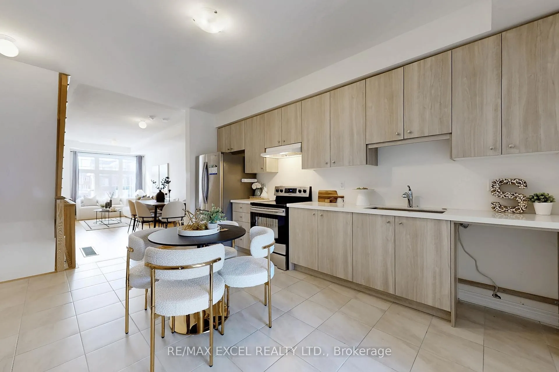 Photo 15 of 2839 Whites Road, Pickering, Rural Pickering — HOMEH