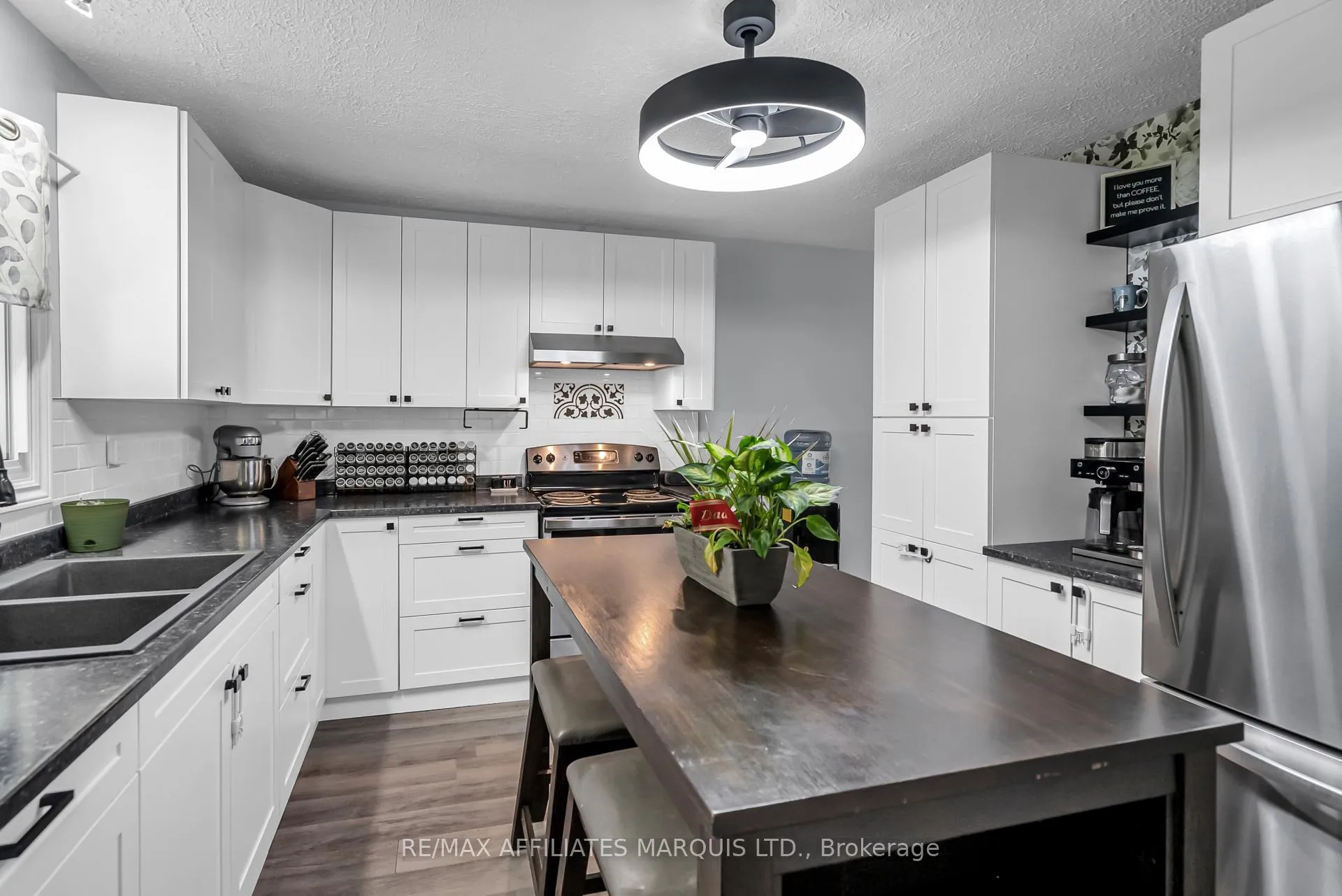 Photo 5 of 1102 Larin Avenue, Cornwall — HOMEH