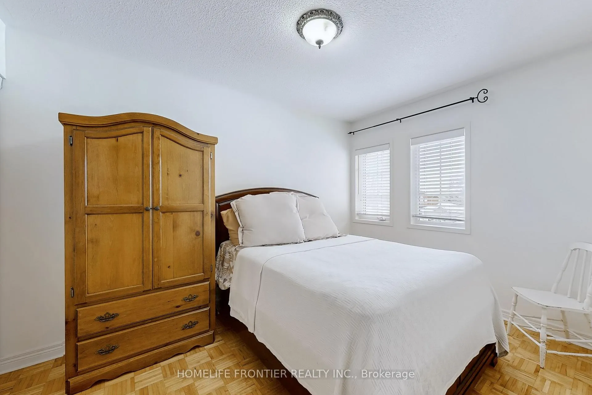 Photo 20 of 28 Smith Street, New Tecumseth, Alliston — HOMEH