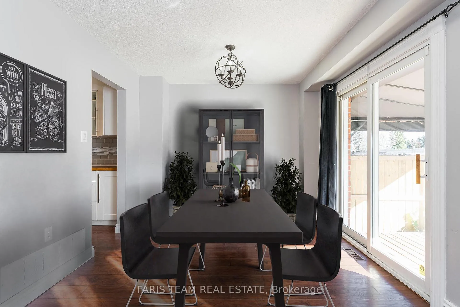 Photo 3 of 1251 Coleman Court, Innisfil, Alcona — HOMEH