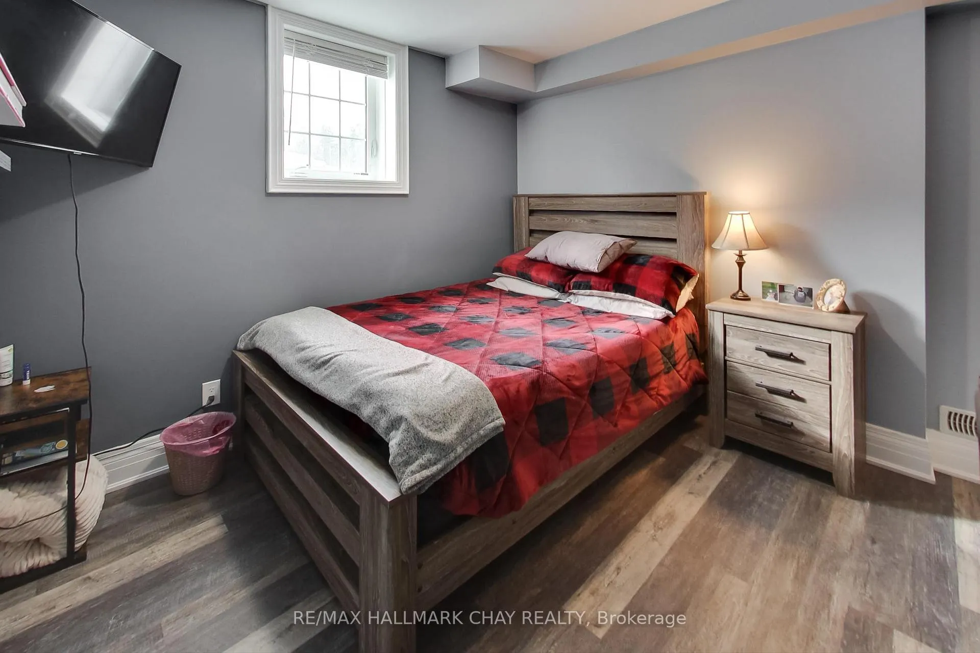 Photo 31 of 11 Cameron Street, Springwater, Minesing — HOMEH