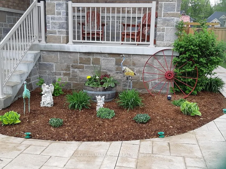 Photo 33 of 11 Cameron Street, Springwater, Minesing — HOMEH