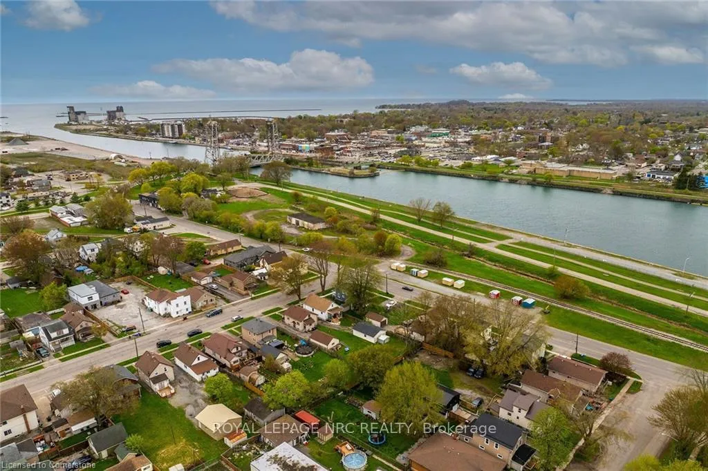 Photo 5 of 84 Bell Street, Port Colborne, Killaly East — HOMEH
