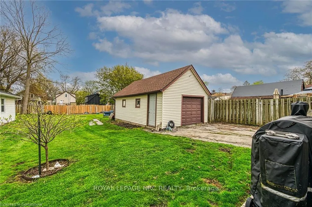 Photo 32 of 84 Bell Street, Port Colborne, Killaly East — HOMEH