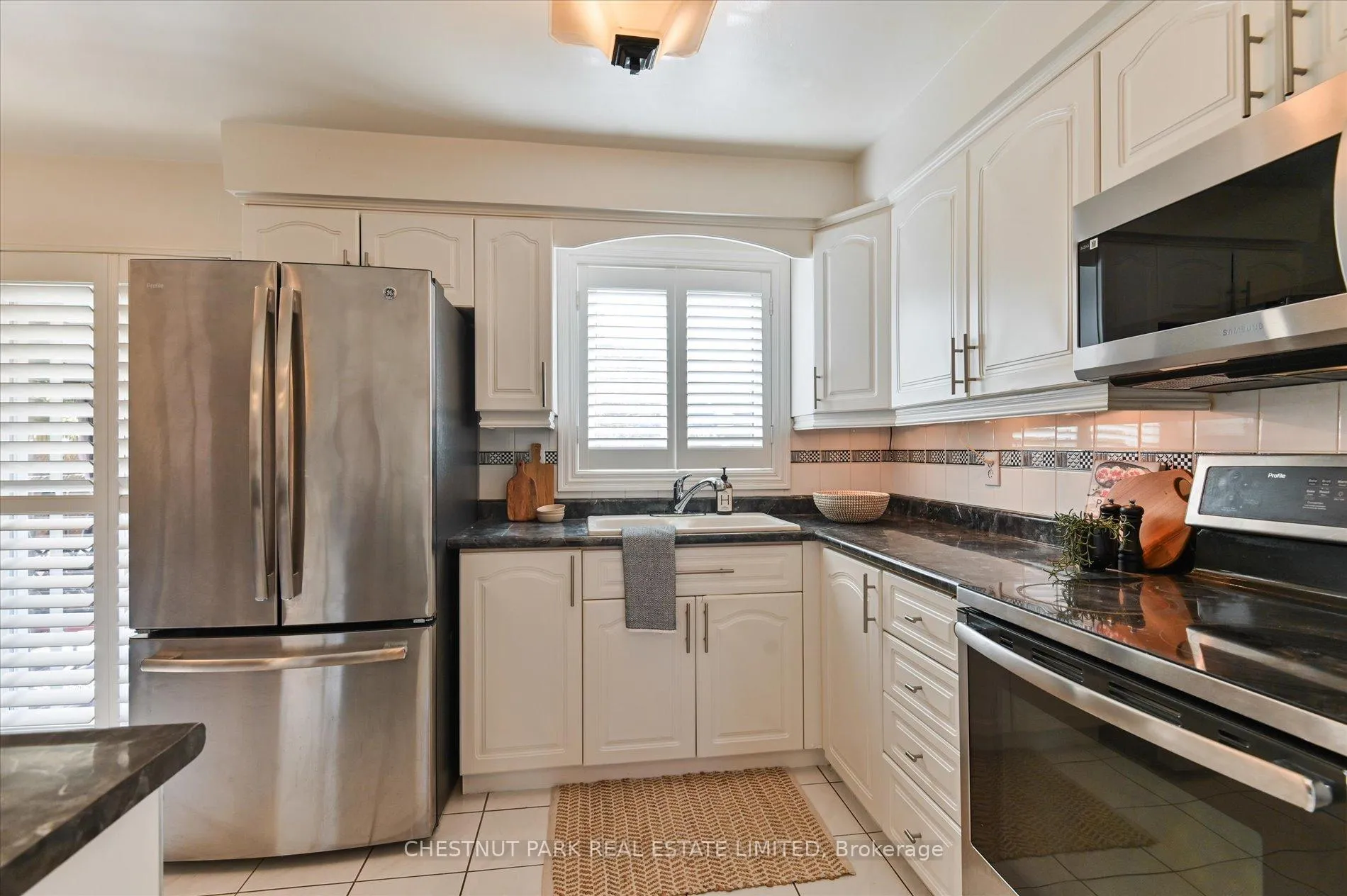 Photo 10 of 11 Sandmere Avenue, Brampton, Heart Lake West — HOMEH