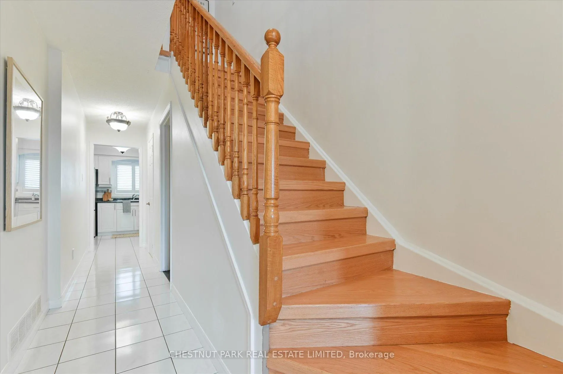 Photo 12 of 11 Sandmere Avenue, Brampton, Heart Lake West — HOMEH