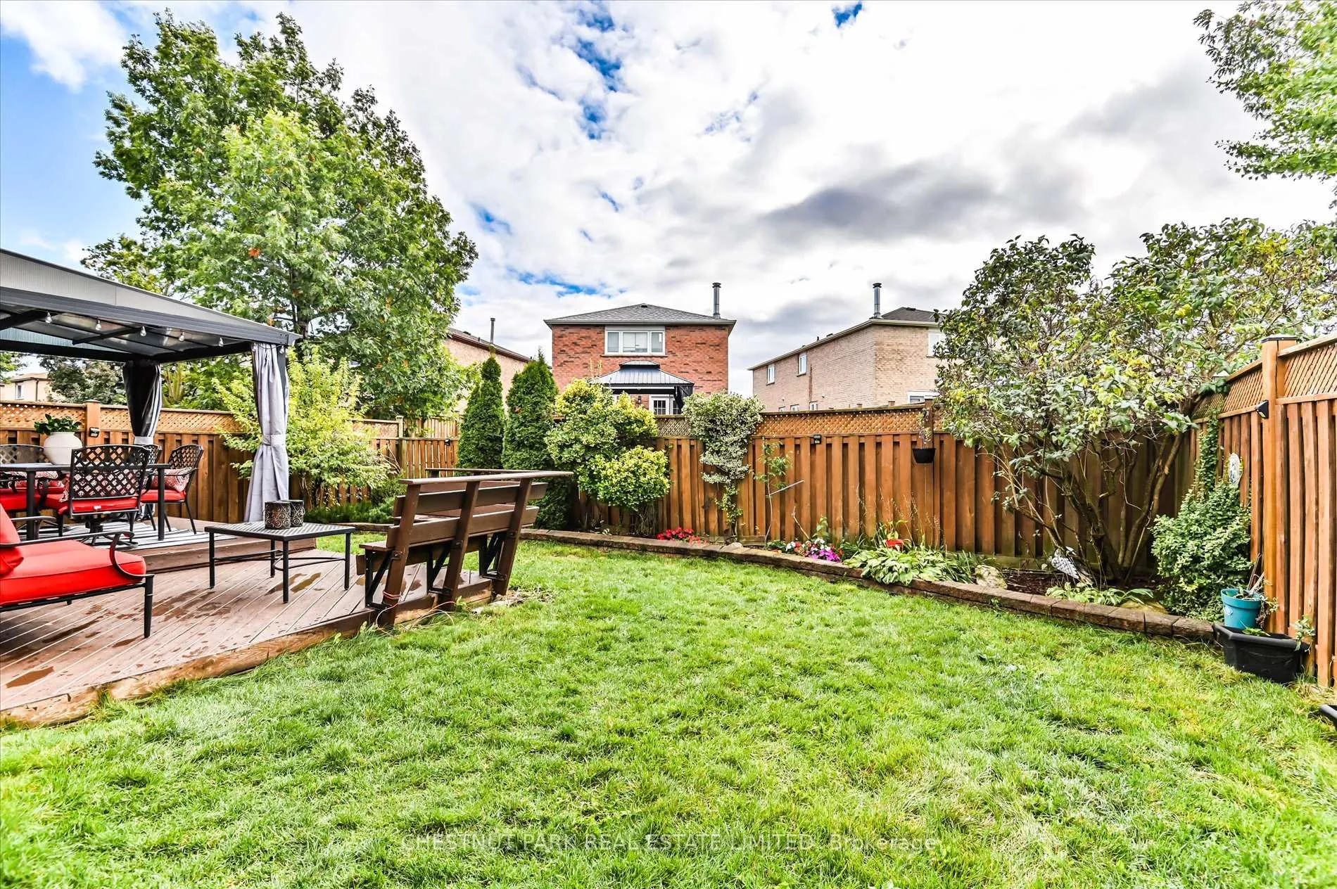Photo 19 of 11 Sandmere Avenue, Brampton, Heart Lake West — HOMEH
