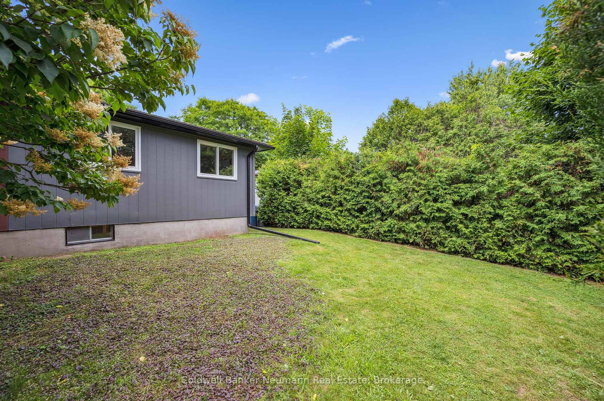 Photo 31 of 30 Mason Court, Guelph, Dovercliffe Park/Old University — HOMEH
