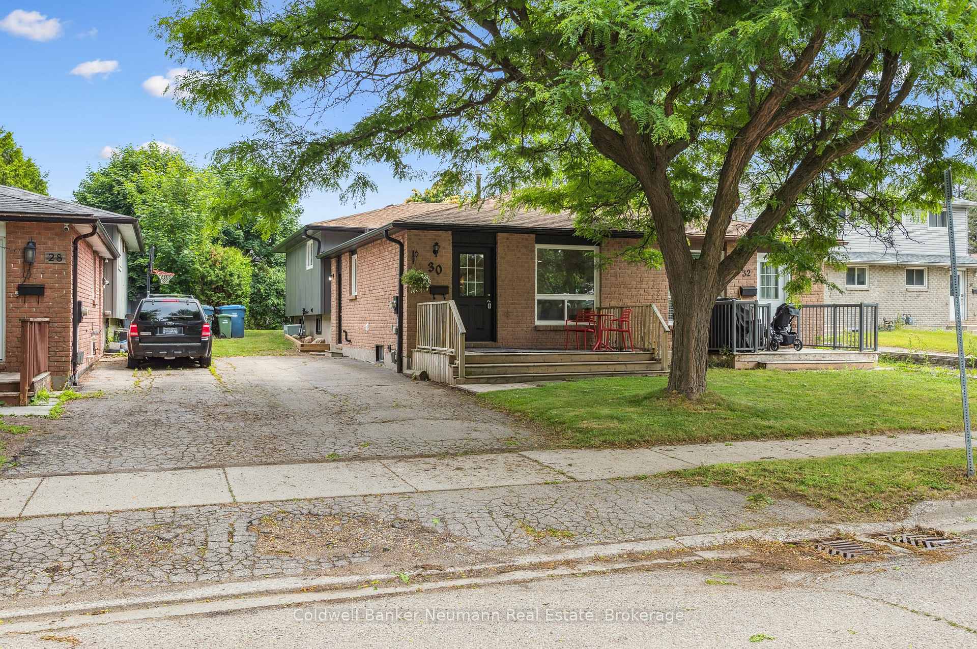 Photo 37 of 30 Mason Court, Guelph, Dovercliffe Park/Old University — HOMEH