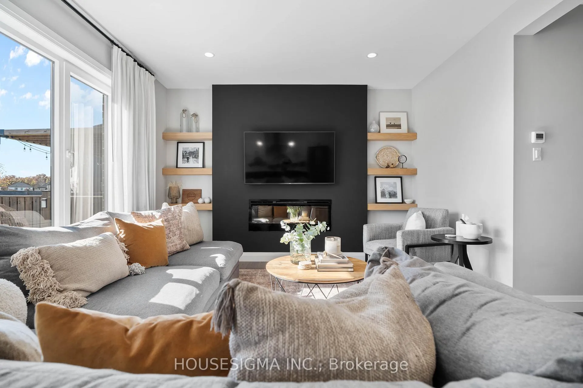 Photo 11 of 229 Crestview Drive, Middlesex Centre, Kilworth — HOMEH
