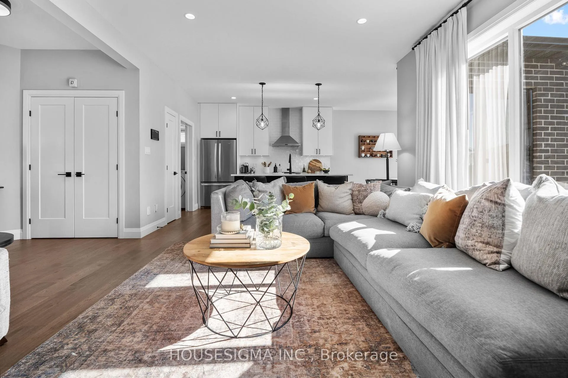 Photo 12 of 229 Crestview Drive, Middlesex Centre, Kilworth — HOMEH