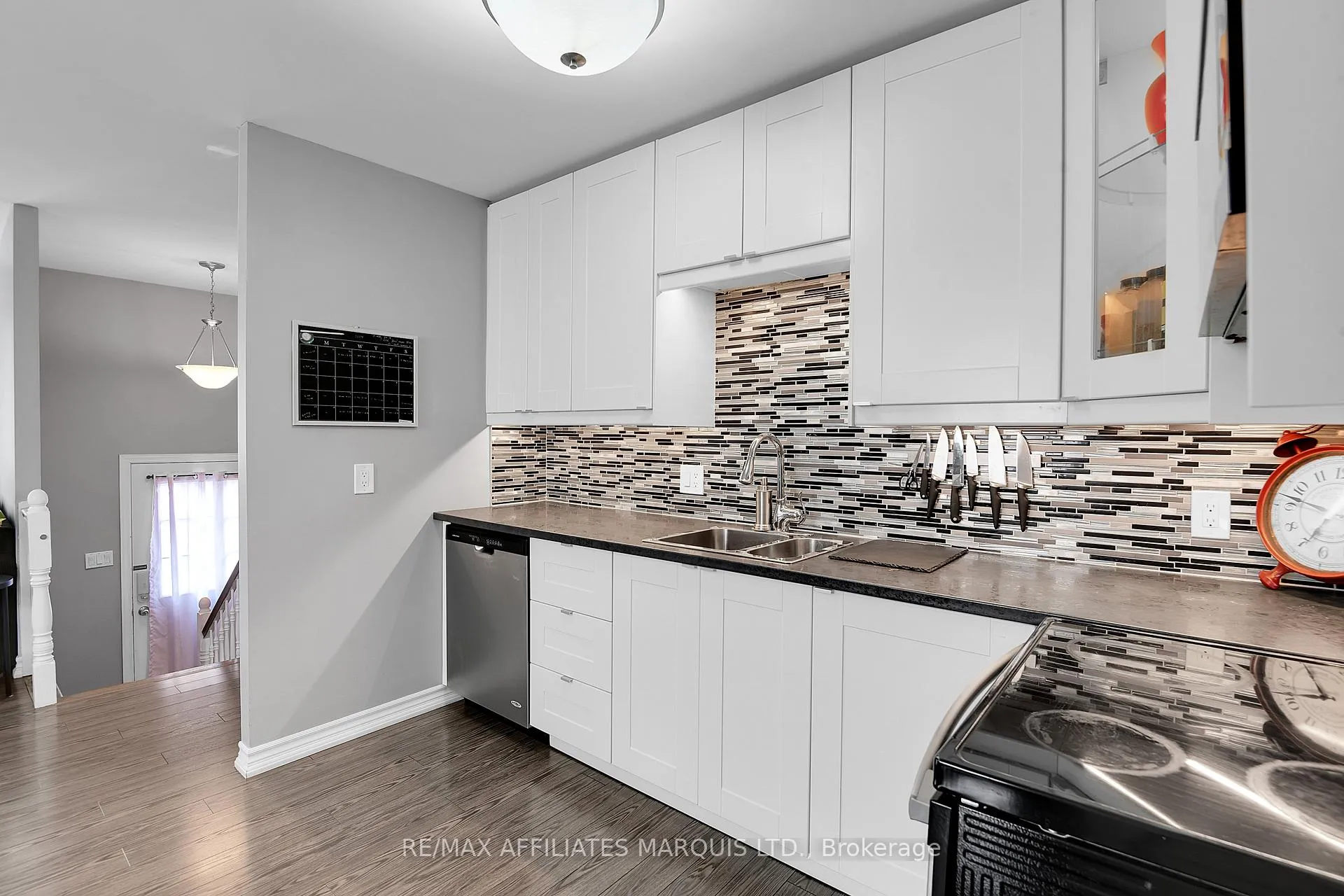 Photo 9 of 157 Northwoods Crescent, Cornwall — HOMEH