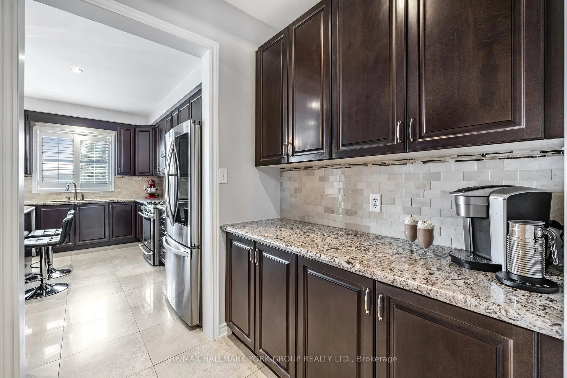 Photo 7 of 63 Pointon Street, Aurora, Bayview Northeast — HOMEH