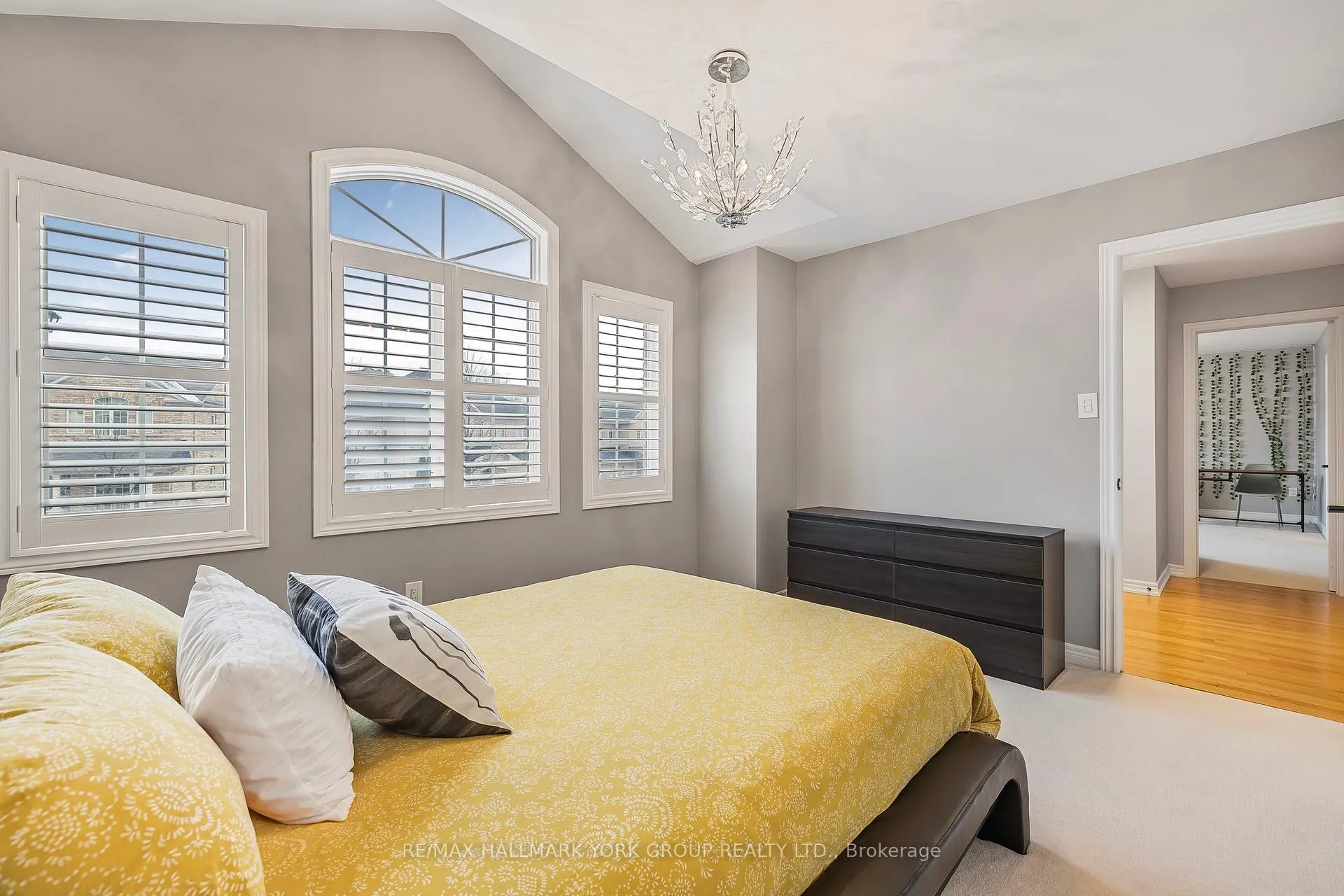 Photo 20 of 63 Pointon Street, Aurora, Bayview Northeast — HOMEH
