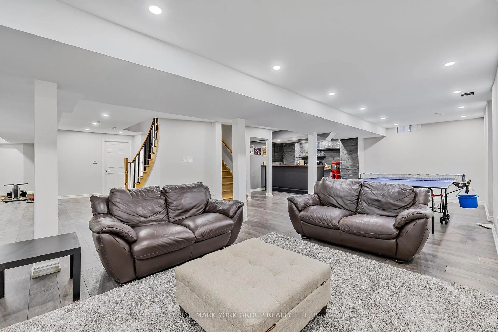 Photo 33 of 63 Pointon Street, Aurora, Bayview Northeast — HOMEH