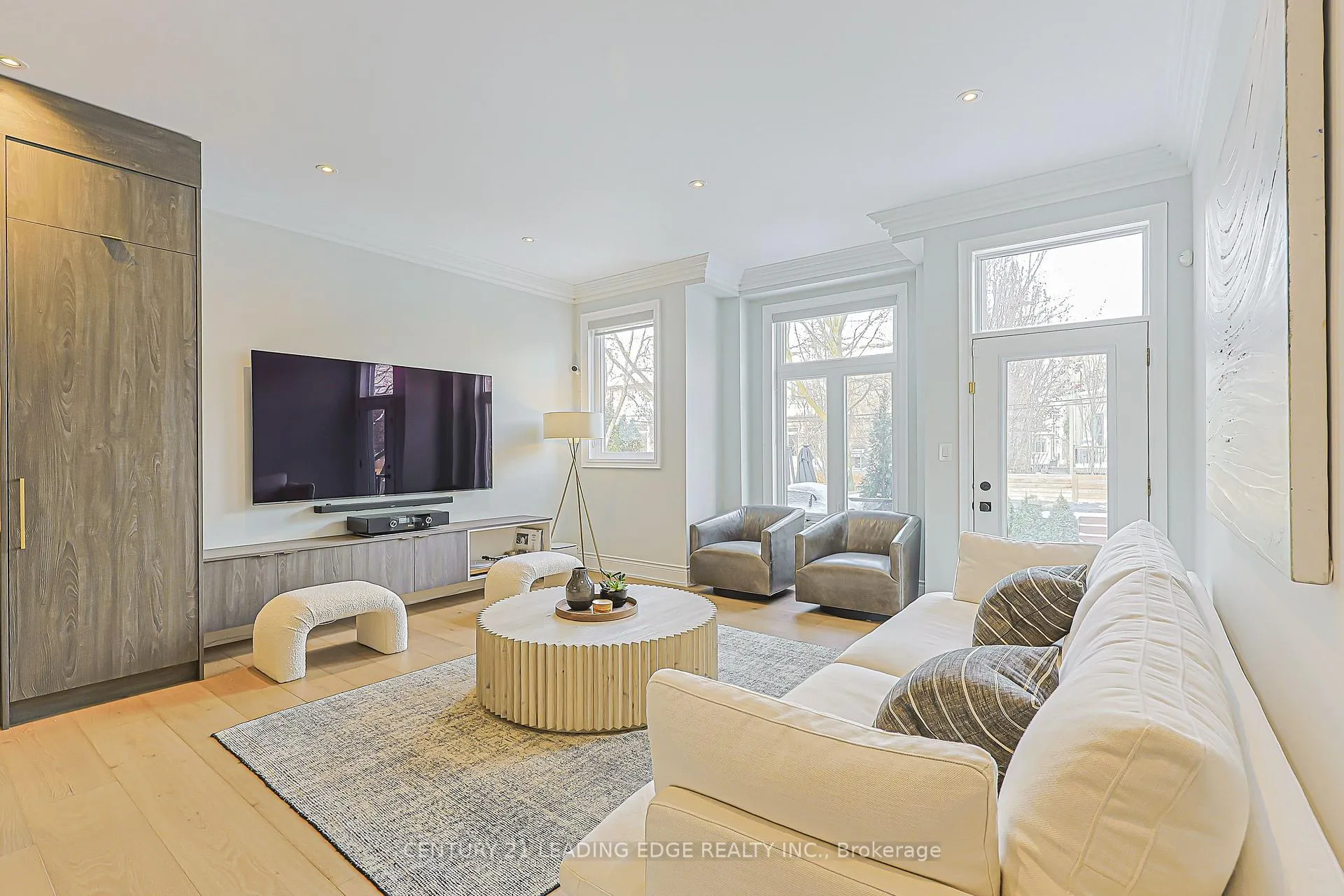 Photo 11 of 522 Woburn Avenue, Toronto, Bedford Park-Nortown — HOMEH