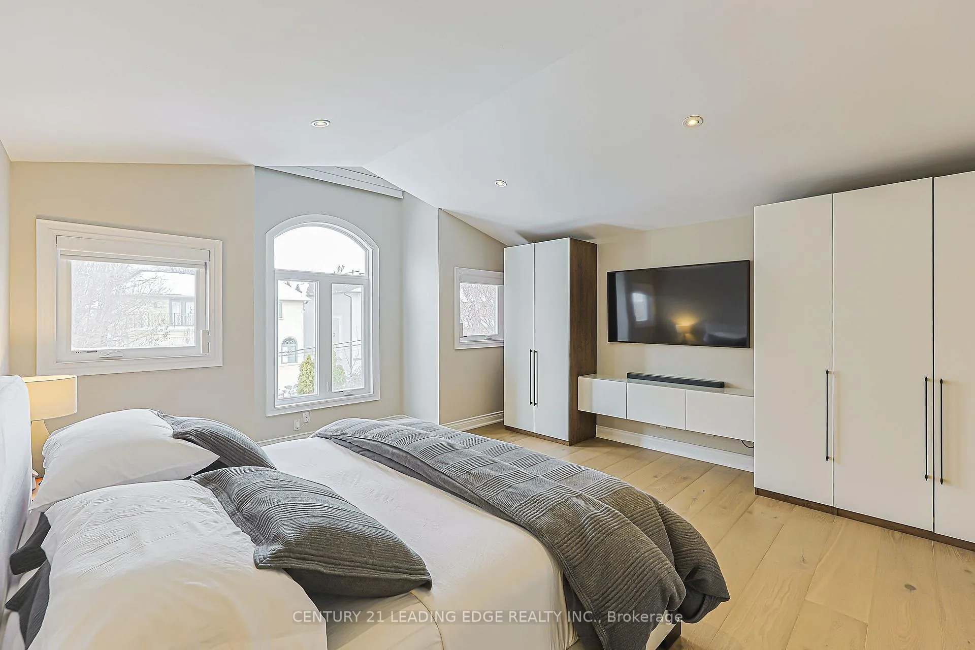 Photo 22 of 522 Woburn Avenue, Toronto, Bedford Park-Nortown — HOMEH