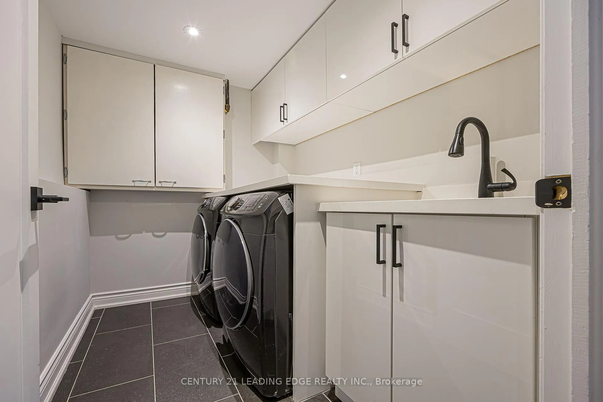 Photo 35 of 522 Woburn Avenue, Toronto, Bedford Park-Nortown — HOMEH